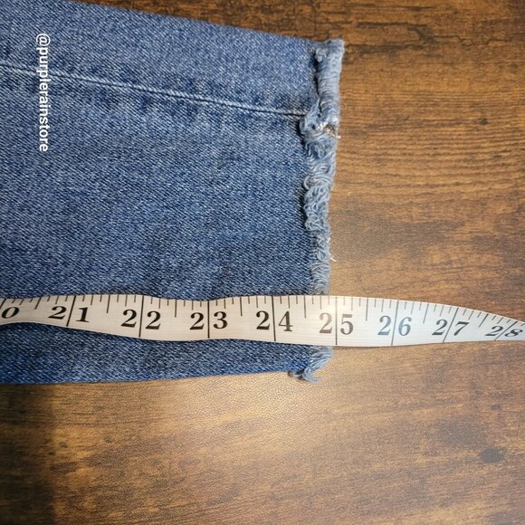 American Eagle Jeans 2 R Mom High Rise Crop Raw Hem Medium Wash Stretch Denim - Picture 10 of 12